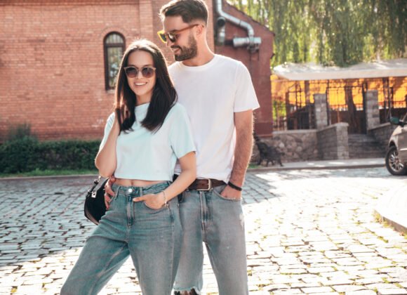 smiling woman and man posing outdoors 2026 01 07 06 56 19 utc scaled